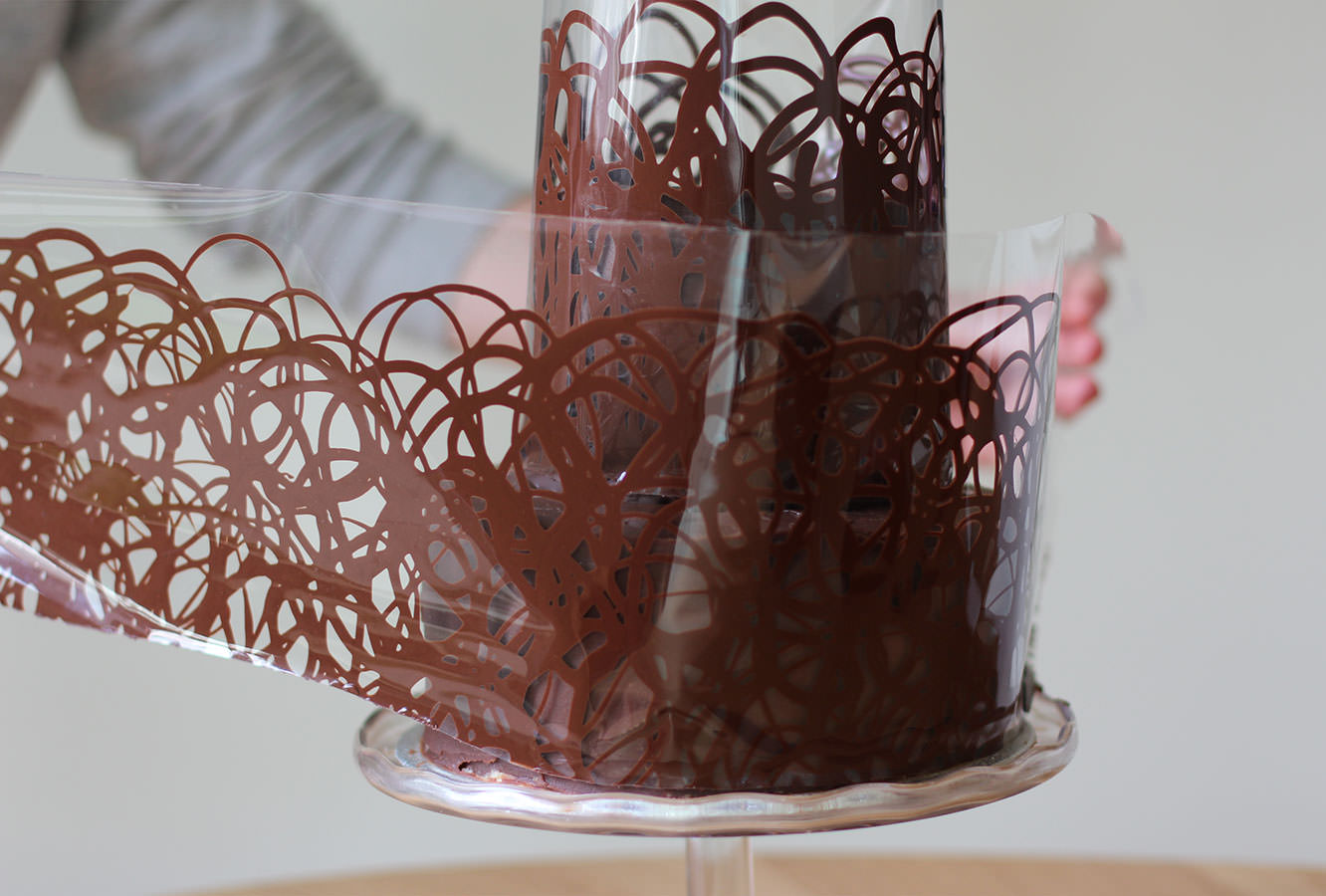 chocolate-salted-caramel-two-tier-occasion-cake-recipe-14