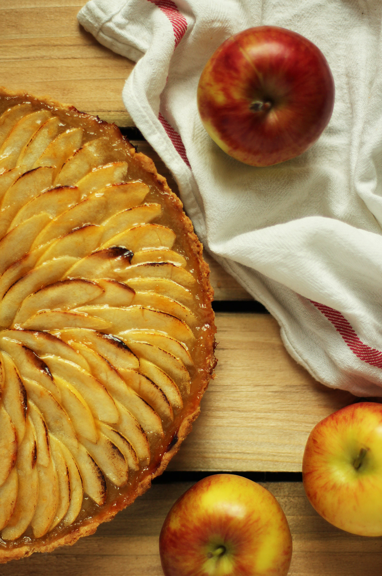 apple-frangipane-almond-tart-pie-18
