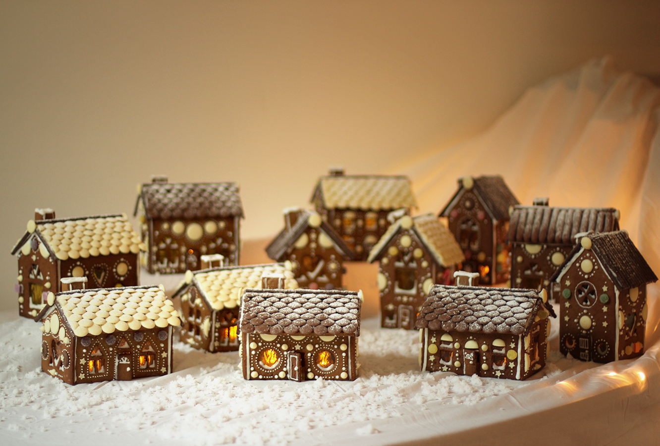 gingerbread-house-village-recipe-guide-21