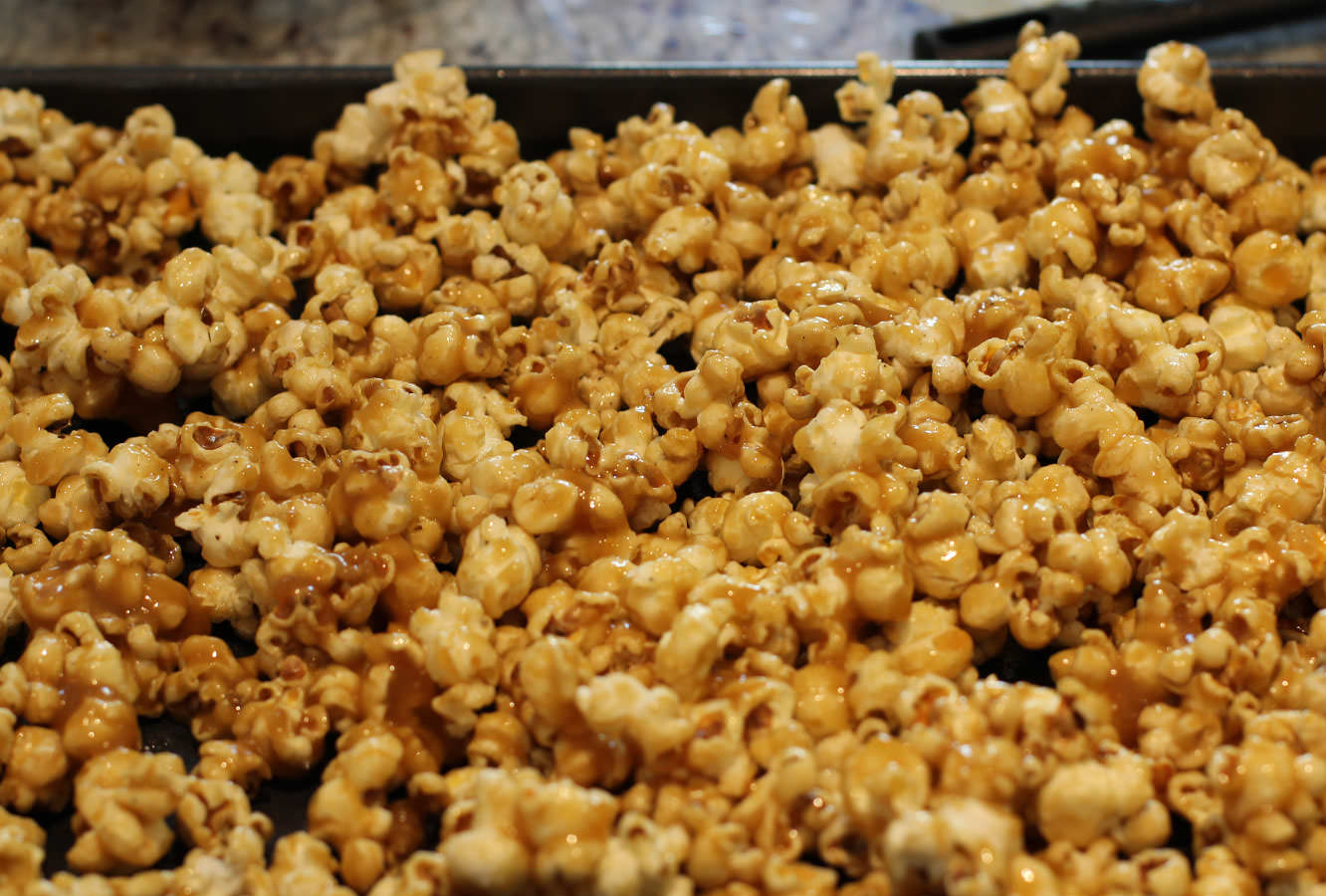 toffee-popcorn-recipe-home-cinema-1