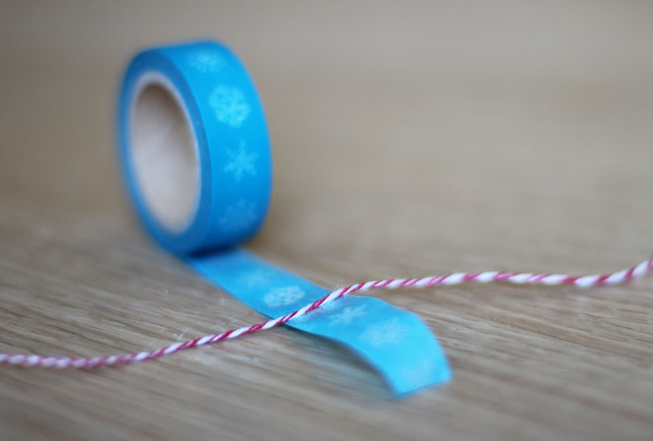 washi-tape-christmas-bunting-1