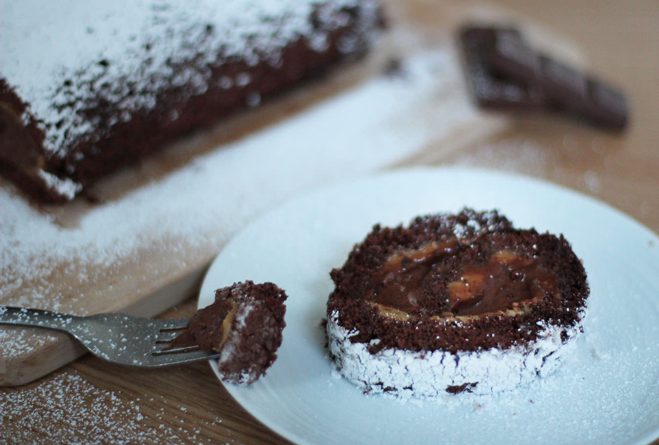 chocolate-mousse-salted-caramel-roulade-recipe-12