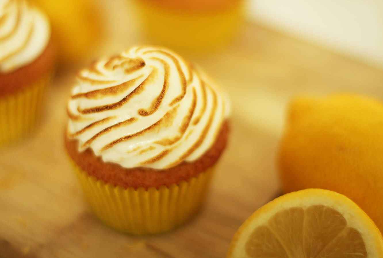 lemon-meringue-cupcake-recipe-8