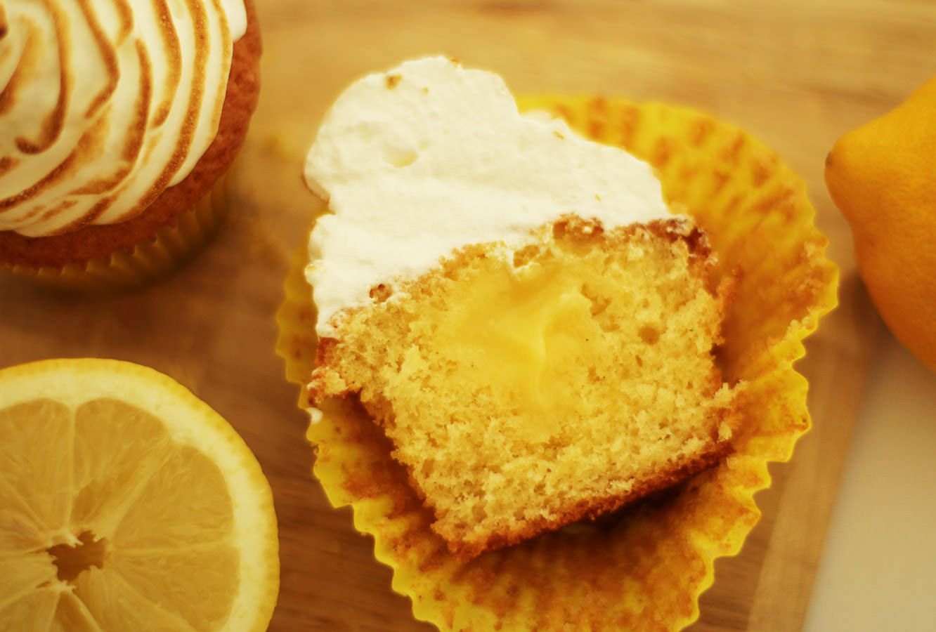 lemon-meringue-cupcake-recipe-9