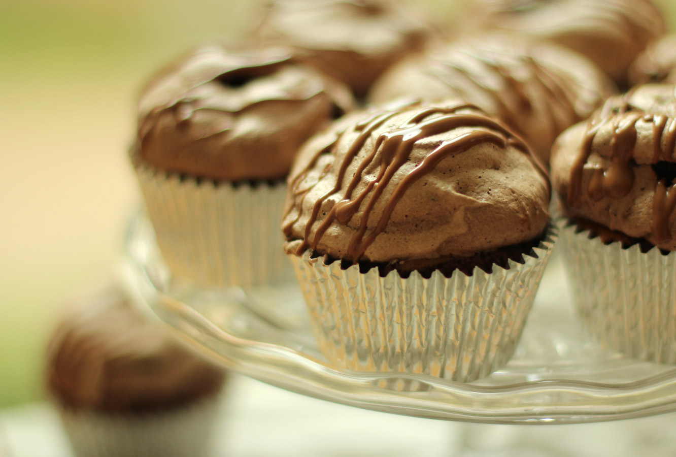 chocolate-meringue-brownie-cupcake-recipe-11