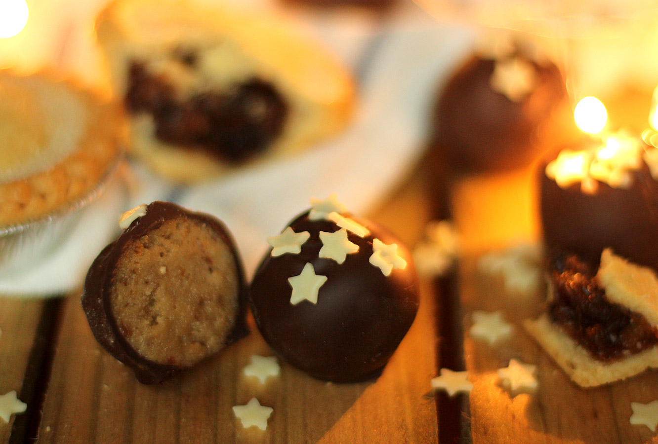 mince-pie-truffles-04